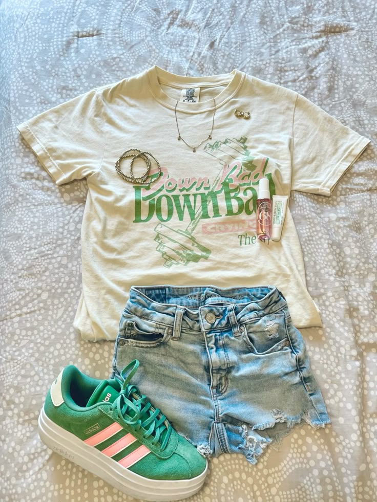 Chic Casual Ensemble ver1