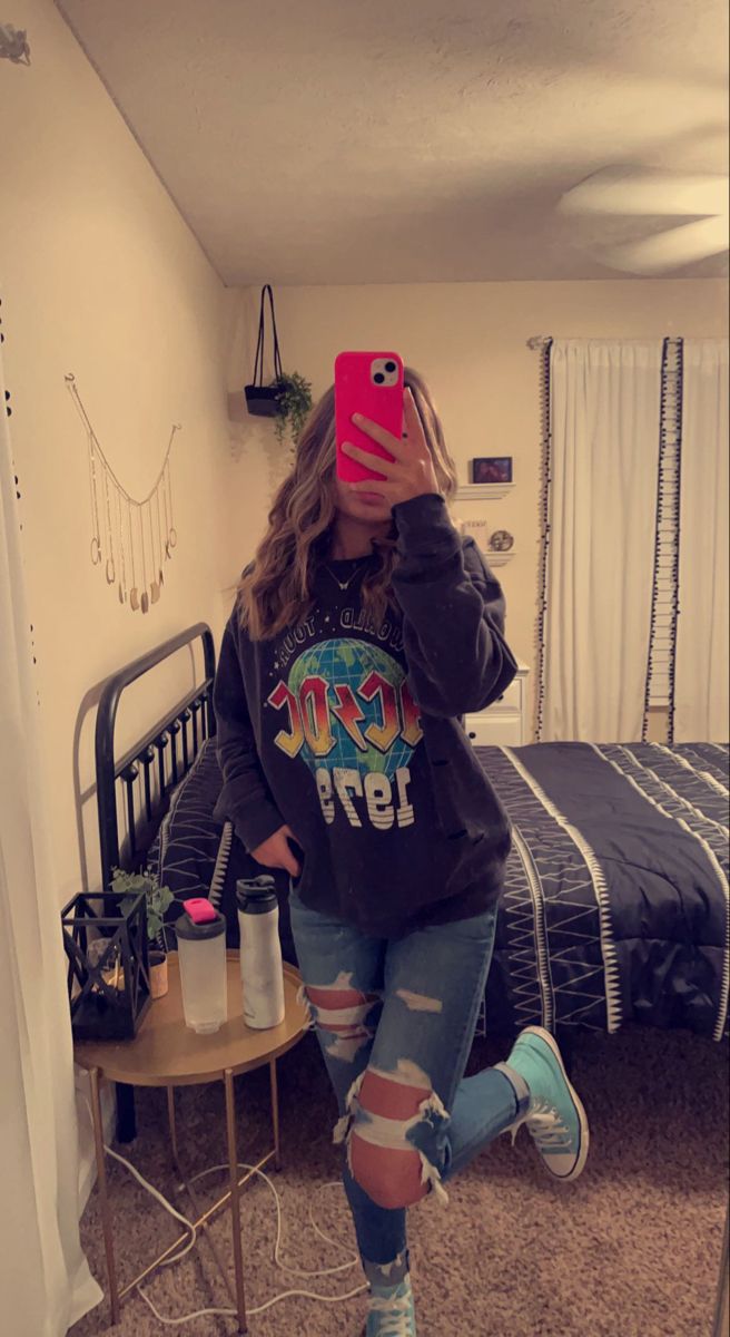 Black Sweatshirt66