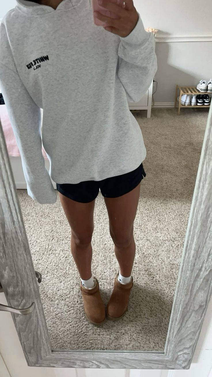Newport Hoddie50