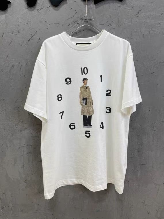 No-Stress, All-Style Tee