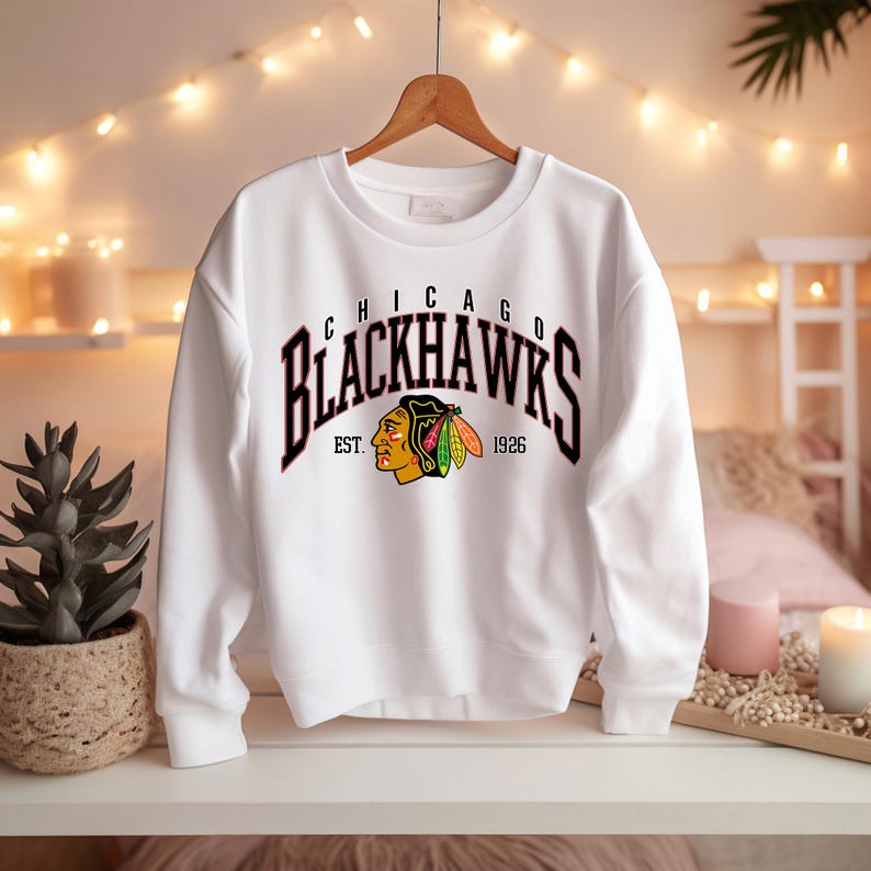 Chicago Blackhawks Sweatshirt Crewneck, Vintage Blackhawks shirt, Chicago Hockey Fan shirt, Hockey Tee, Blackhawks Sweatshirt
