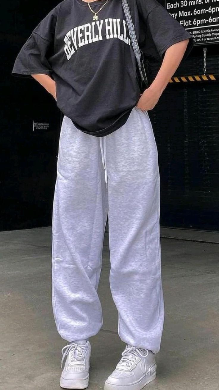 Minimal Monochrome Wear