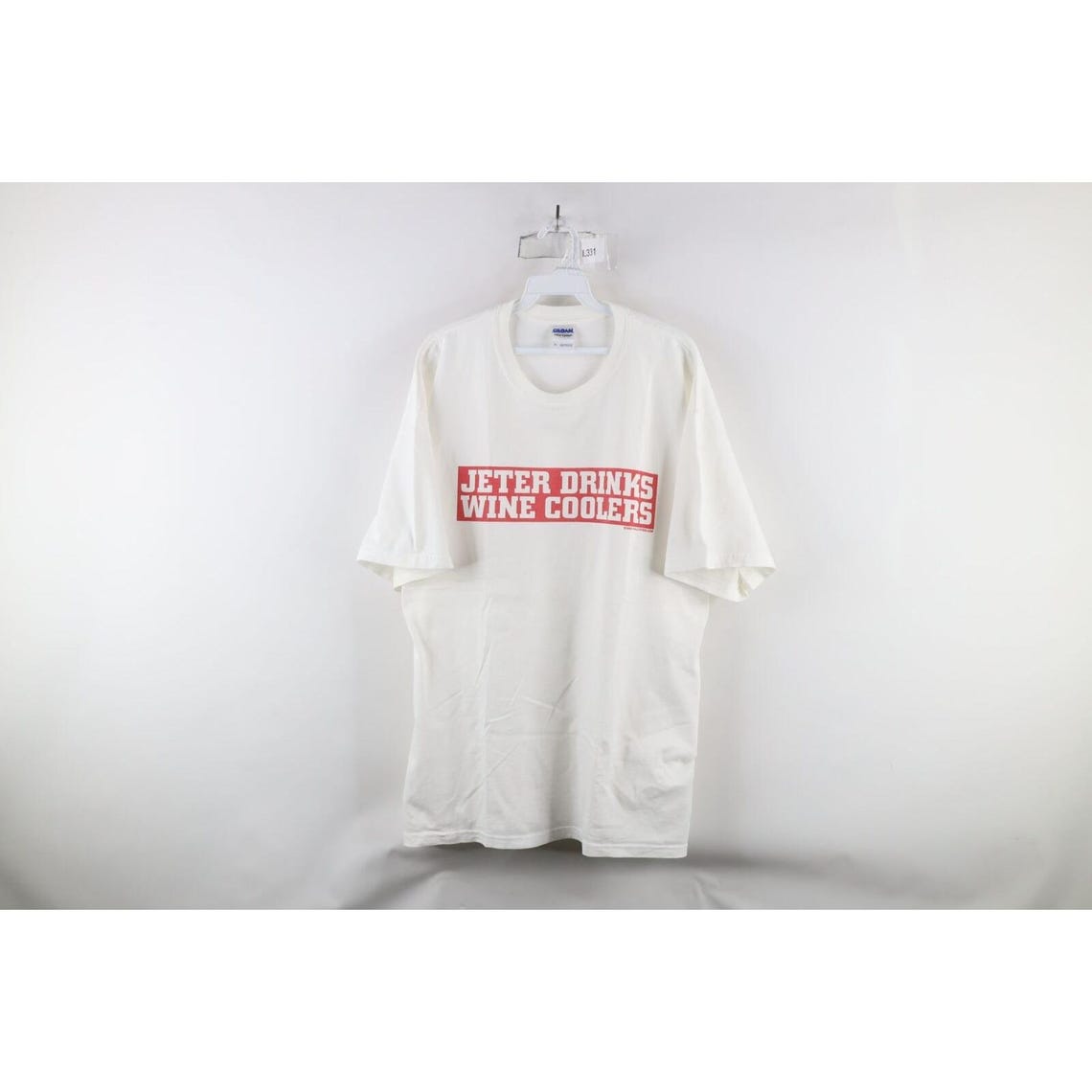 Vintage Y2K 2004 Mens XL Derek Jeter Drinks Wine Coolers Boston Red Sox T-Shirt, Vintage Funny Boston Red Sox T-Shirt, Vintage Baseball Tee For Men And Women