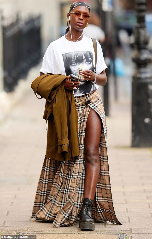 Statement outfit