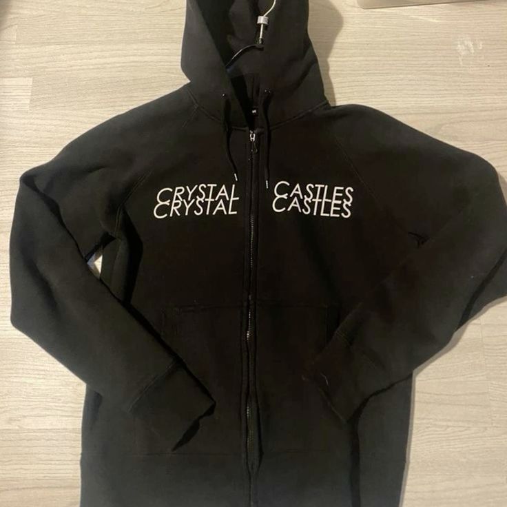 Simple on the Outside, Statement on the Inside