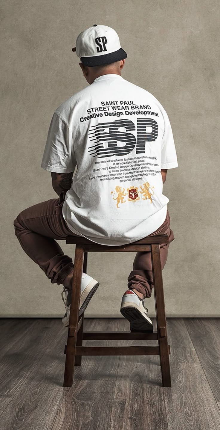 Simple T-Shirt