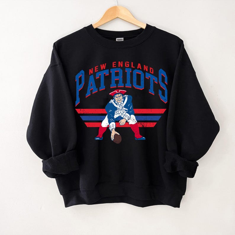 New England Football Vintage Sweatshirt T-Shirt,The Pats T-Shirt,Vintage New England Fan Gift Crewneck,Patriot Sweatshirt Fans Gift FLC2 For Men And Women