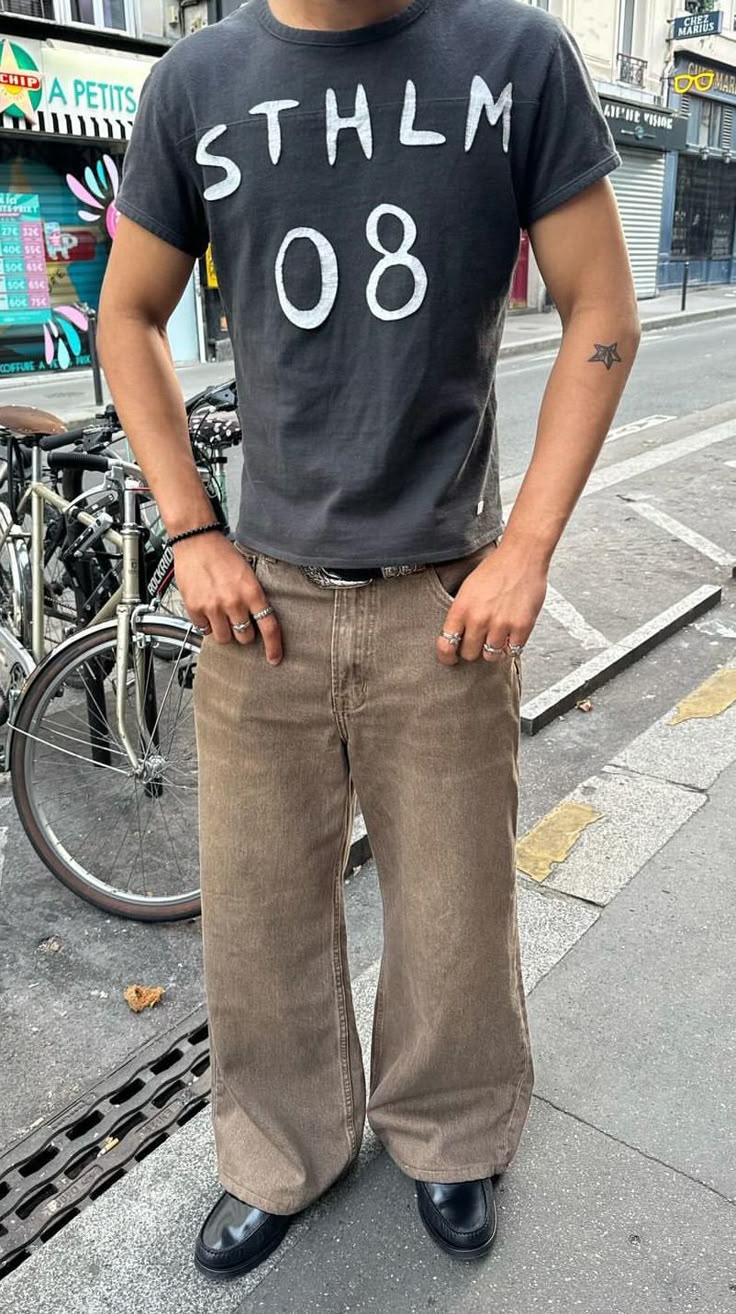 Slouchy, Yet Sophisticated