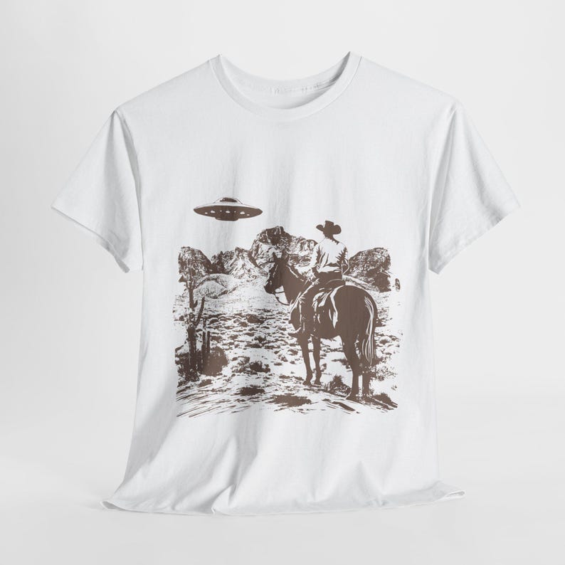 Cowboy UFO Tee, Dallas cowboys Tee, Alien Western Graphic Shirt, Space Rodeo Tshirt, Cosmic Cowboy Outfit, Outerspace Astronaut Top,