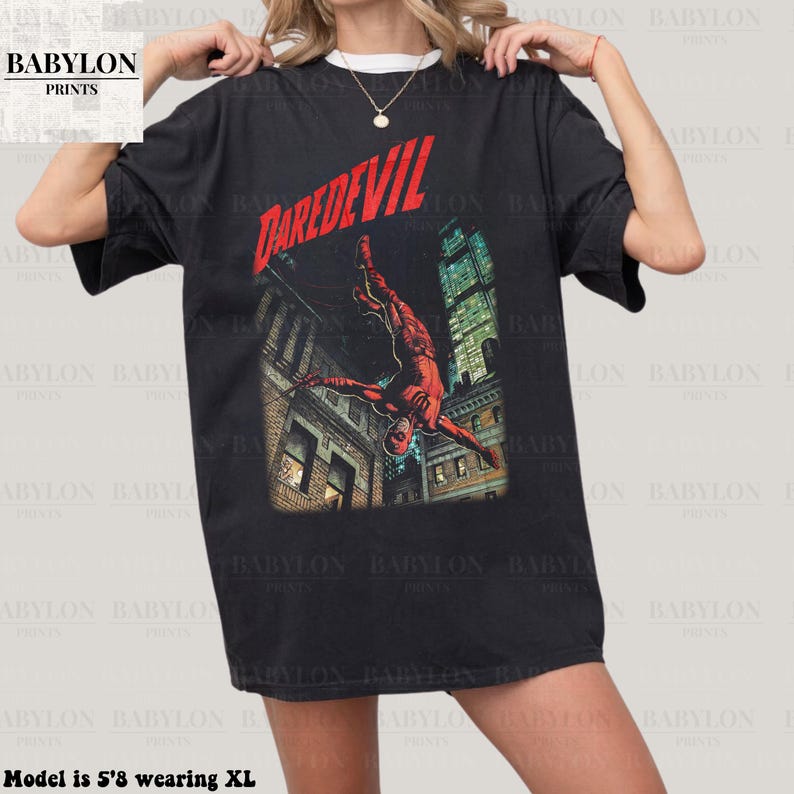 Daredevil Comic T-Shirt Matt Murdock MCU Fan Gifts Disneyland Family Matching Shirt Retro Marvel Comics sweatshirt Daredevil Born Again tee