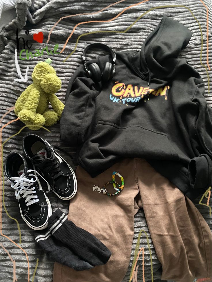 Feb‚Äö√Ñ√¥s Outfit