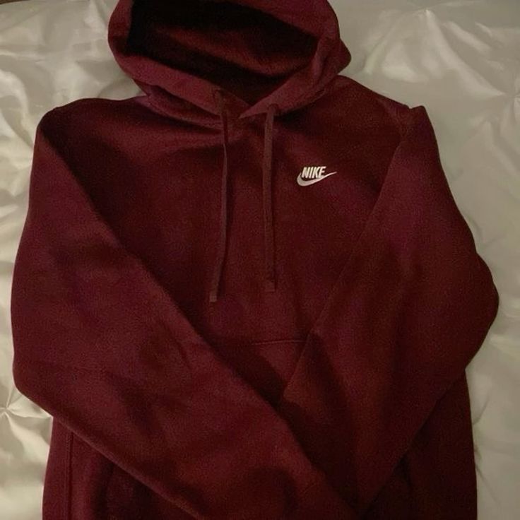 Nike Hoddie For Men And Women