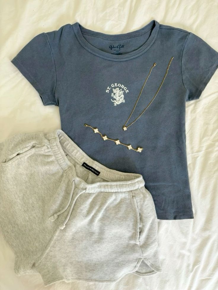 ST.GEORGE T-Shirt