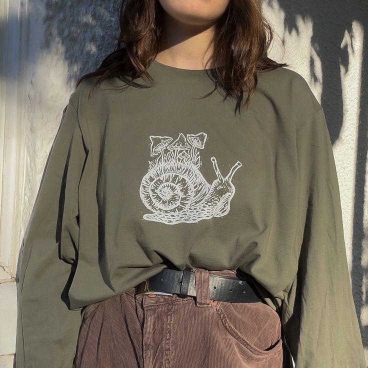 Fungi snail Unisex Long Sleeve Tee