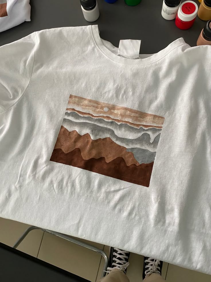 Minimalist Style Tee for a Clean Look