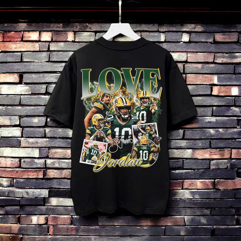 Vintage 90s Graphic Style Jordan Love T-Shirt, Jordan Love T-Shirt, Retro American Football Oversized T-Shirt Football Bootleg Gift Style