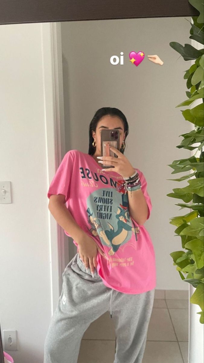 pink t-shirt with Tom and Jerry print