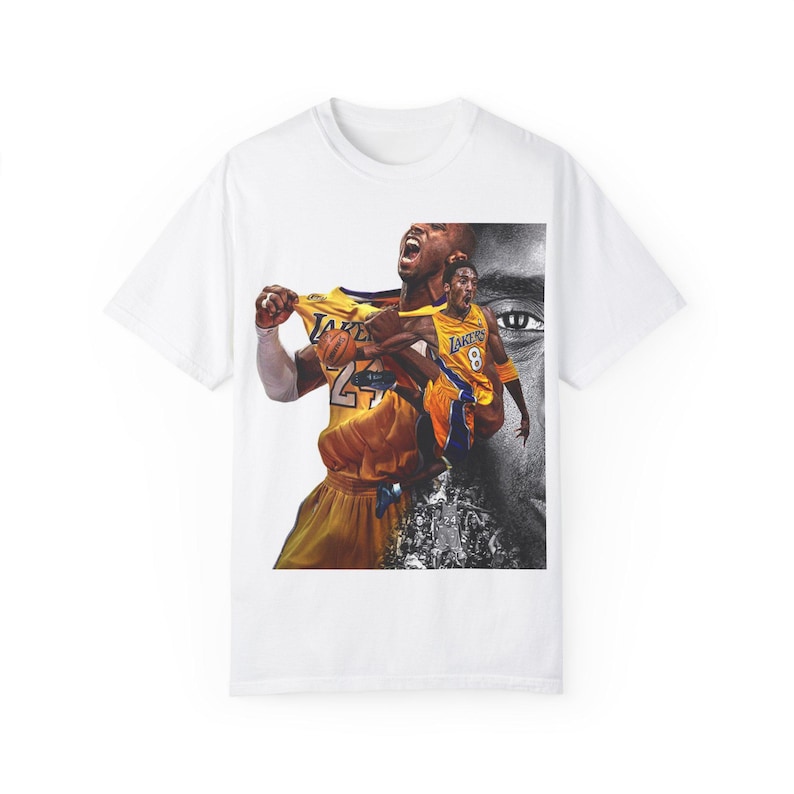 DA- Vintage Kobe Bryant Graphic T-Shirt ver1