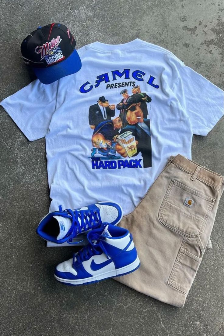 CAMEL Present HARD PACK T-Shirt