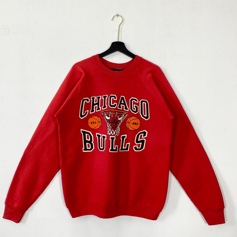 Vintage 90s Chicago Bulls Sweatshirt Chicago Bulls Crewneck Chicago Bulls Sweater Pullover Sportswear NBA Chicago Bulls Print Logo Red Large For Men And Women