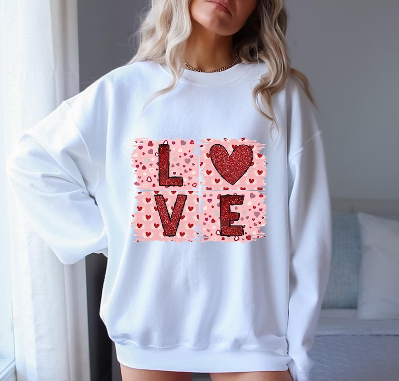 Love Sweatshirt, Love Valentines Sweatshirt, Retro Love Sweatshirt, Valentine's Day Sweatshirt, Valentines Day Gift Hoodie, Valentine Hoodie