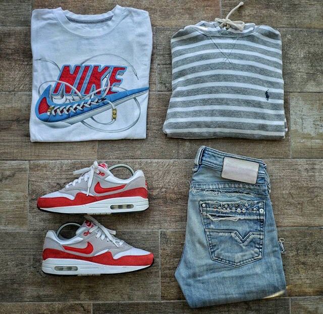 Nike T-Shirt For Men And Women