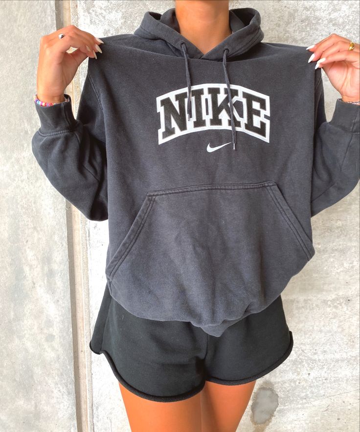 Nike Shirt For Men And Women