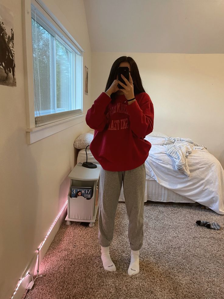Red Sweatshirt60