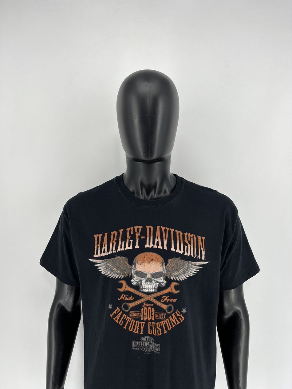 Harley Davidson Spell Out Factory Customs Pocket T-shirt, Shirt Outfit, Gift For Men, Gift For Women