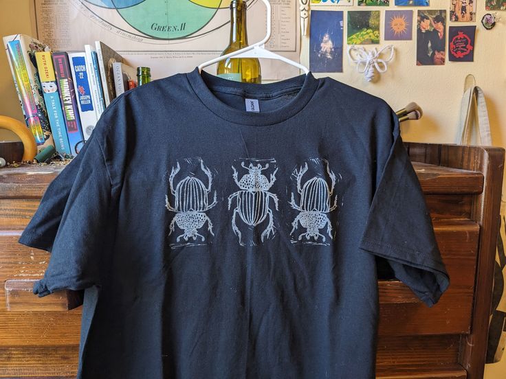 Beetle blockprint t-shirt | entymology/bug-themed lino print clothing