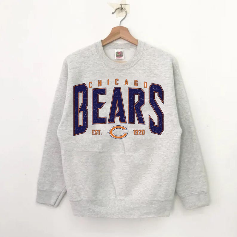 Vintage Chicago BEARS Football Crewneck Sweatshirt / T-Shirt, Retro Chicago Football T-Shirt, Chicago Sweatshirt, Chicago Fan Gift