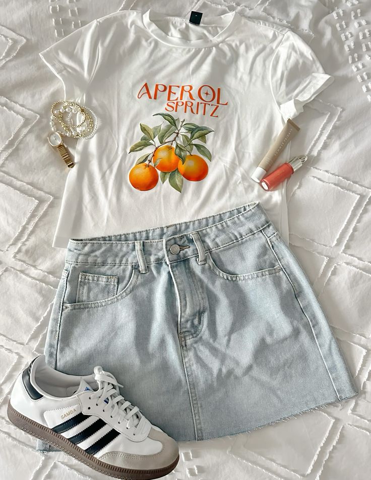 Summer Mini Skirt Outfit For Men And Women