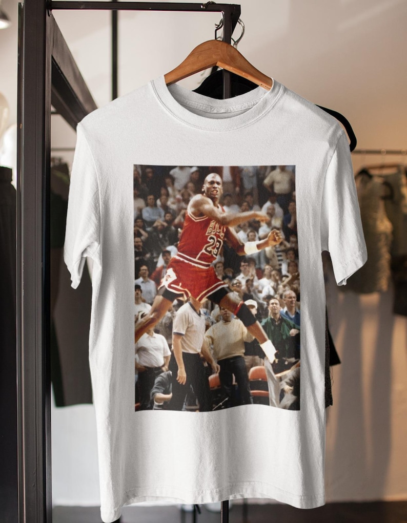 Michael Jordan Oversize Tee, Michael Jordan Christmas Gift, MJ "The Shot" Iconic NBA Moment, Vintage Sports T-Shirt, Michael Jordan Fan Gift