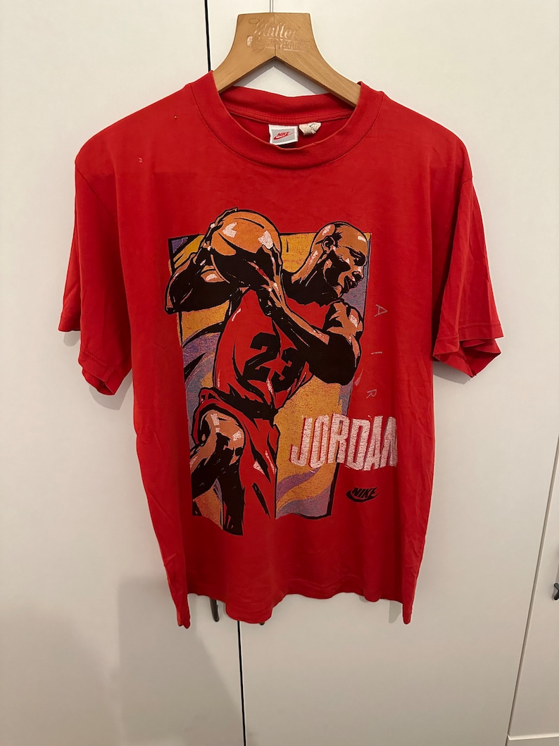 Nike Air Jordan Shirt T-Shirt Size M Vintage Michael Jordan Shirt For Men And Women