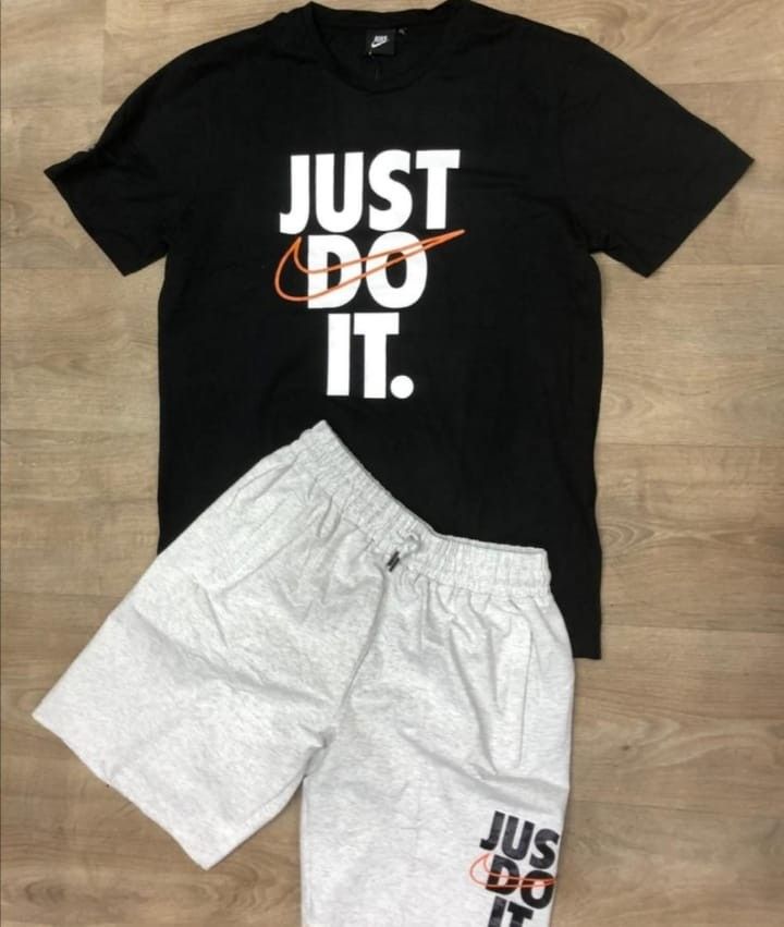 Relaxed Sporty Style12