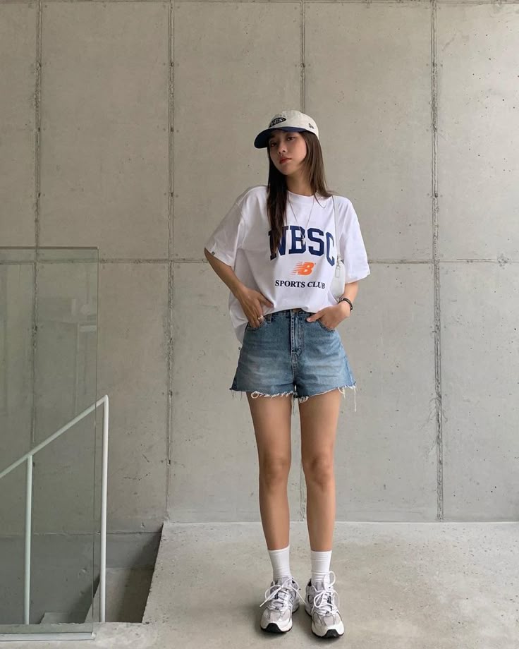 Athleisure Chic Outfit