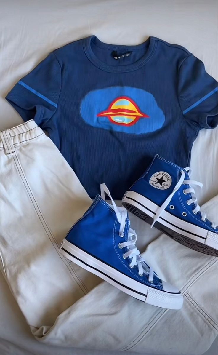 Blue Converse Outfit