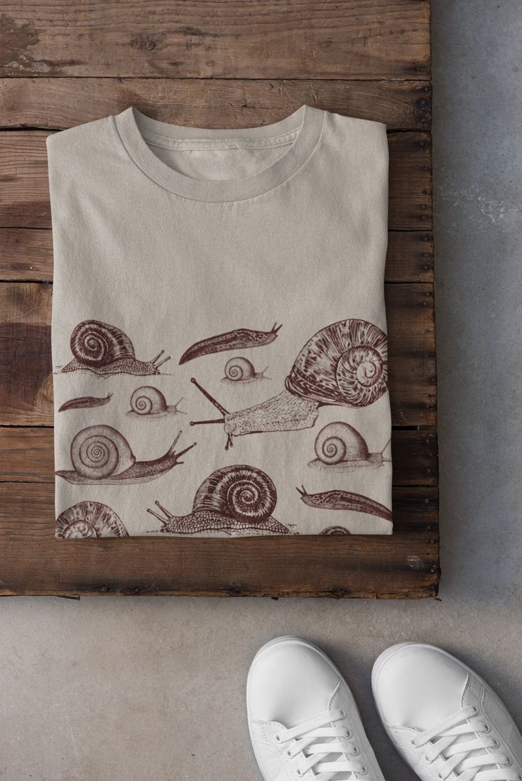 Cottagecore Snail T Shirt, Goblincore Goth , Grunge Fairycore Clothing, Witchy T Shirt, Dark Academia Aesthetic Shirt, Botanical Art Tshirt