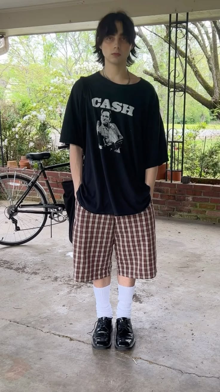 Dressed Light, Styled Right