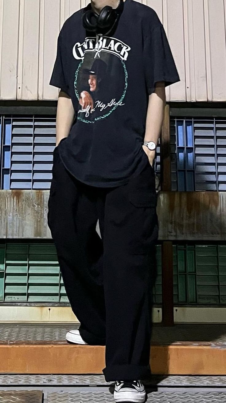 Black T-Shirt21