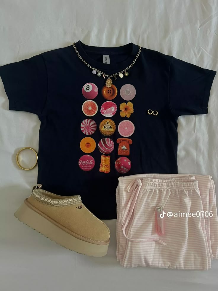Relaxed Fit And Trendy