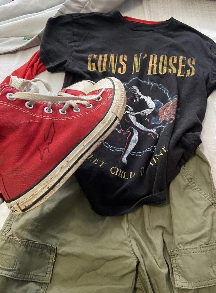 GUN‚Äö√Ñ√¥S ROES‚Äö√Ñ√¥S Sweatshirt