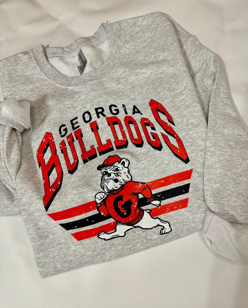 Vintage Georgia Bulldogs Crewneck Sweatshirt, Georgia Bulldogs Sweatshirt,Georgia Bulldogs Mascot Shirt, College Game Day Apparel For Men And Women