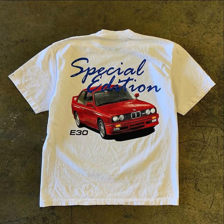 Simply Iconic T-Shirt