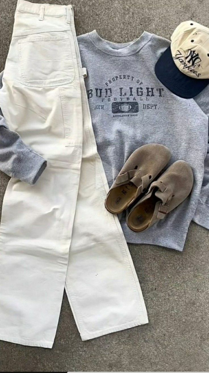 BUD LIGHT Sweatshirt