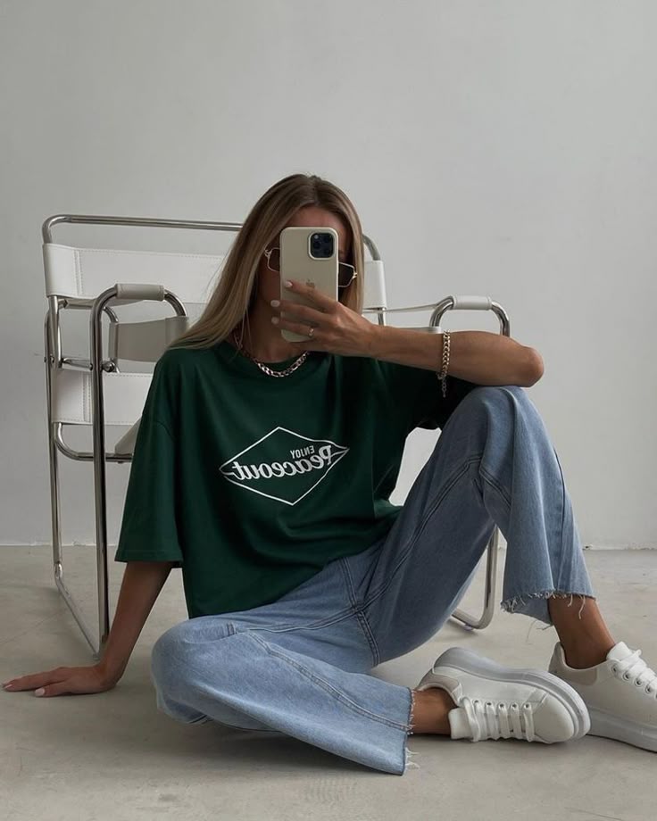 Street-Smart, Style-Savvy