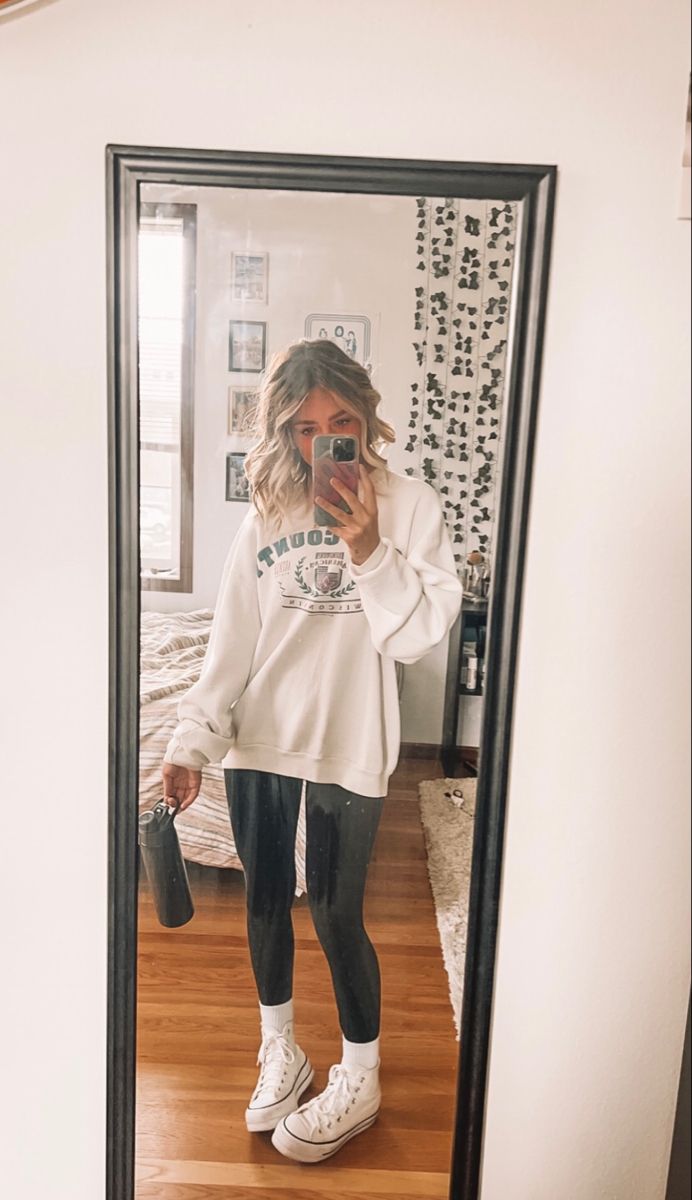 White Sweatshirt62
