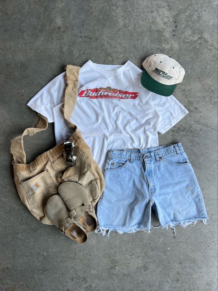 Budwwhiser T-Shirt