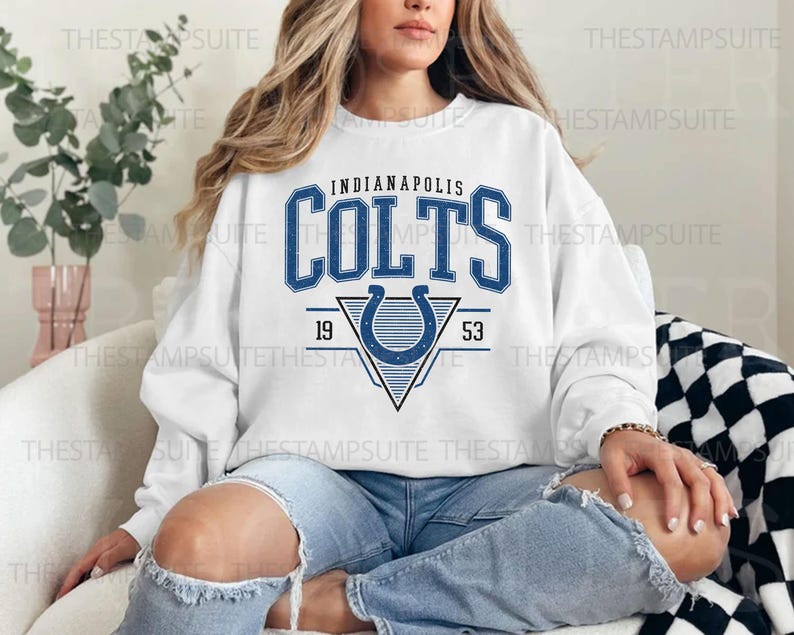 Vintage Indianapolis Football Sweatshirt, Indianapolis Football Sweatshirt, Retro Style Indianapolis Football Gift, Indianapolis Game Day For Men And Women