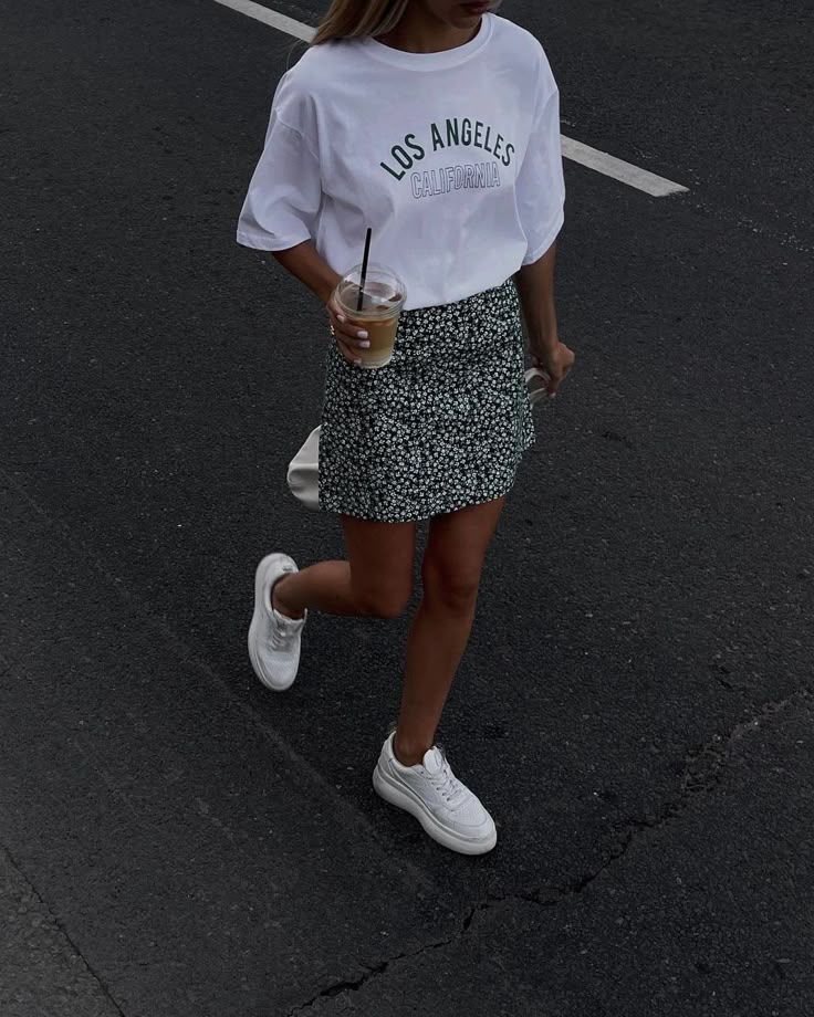Sleek Monochrome Fit For Men And Women